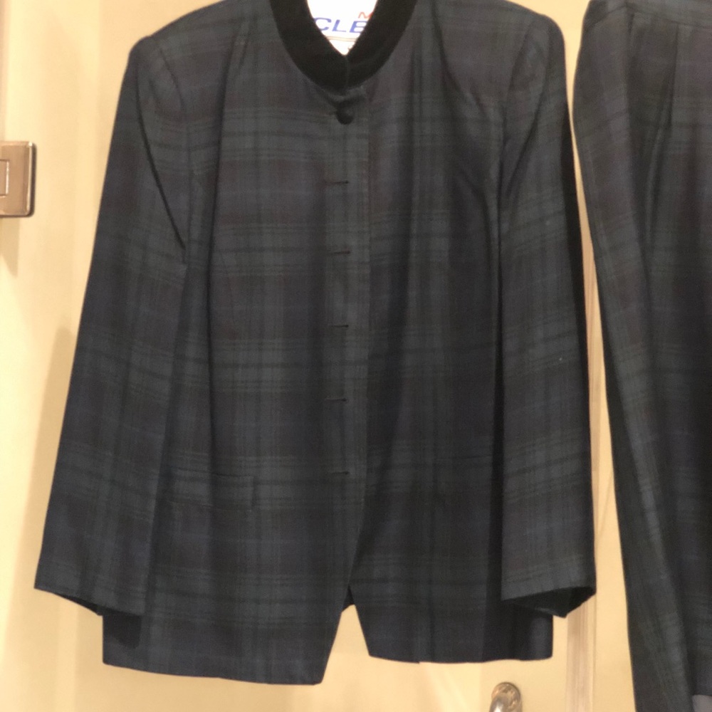 Dark green/blue plaid Le Suit 2 piece jacket/skirt